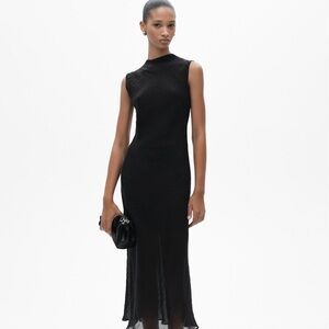 Elegant Black Sleeveless Dress